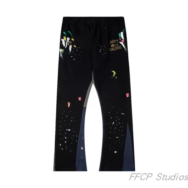 Gallery Dept. "DEPT. de la GALERIE" Paint Splatter Contrast Panel Sweatpants - Black Hover Image
